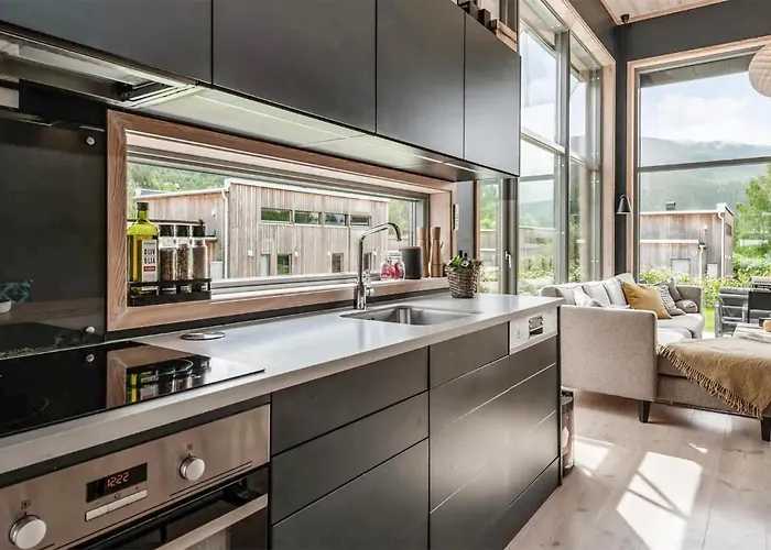 بيت للعطل Lovely In Al With House Sea View